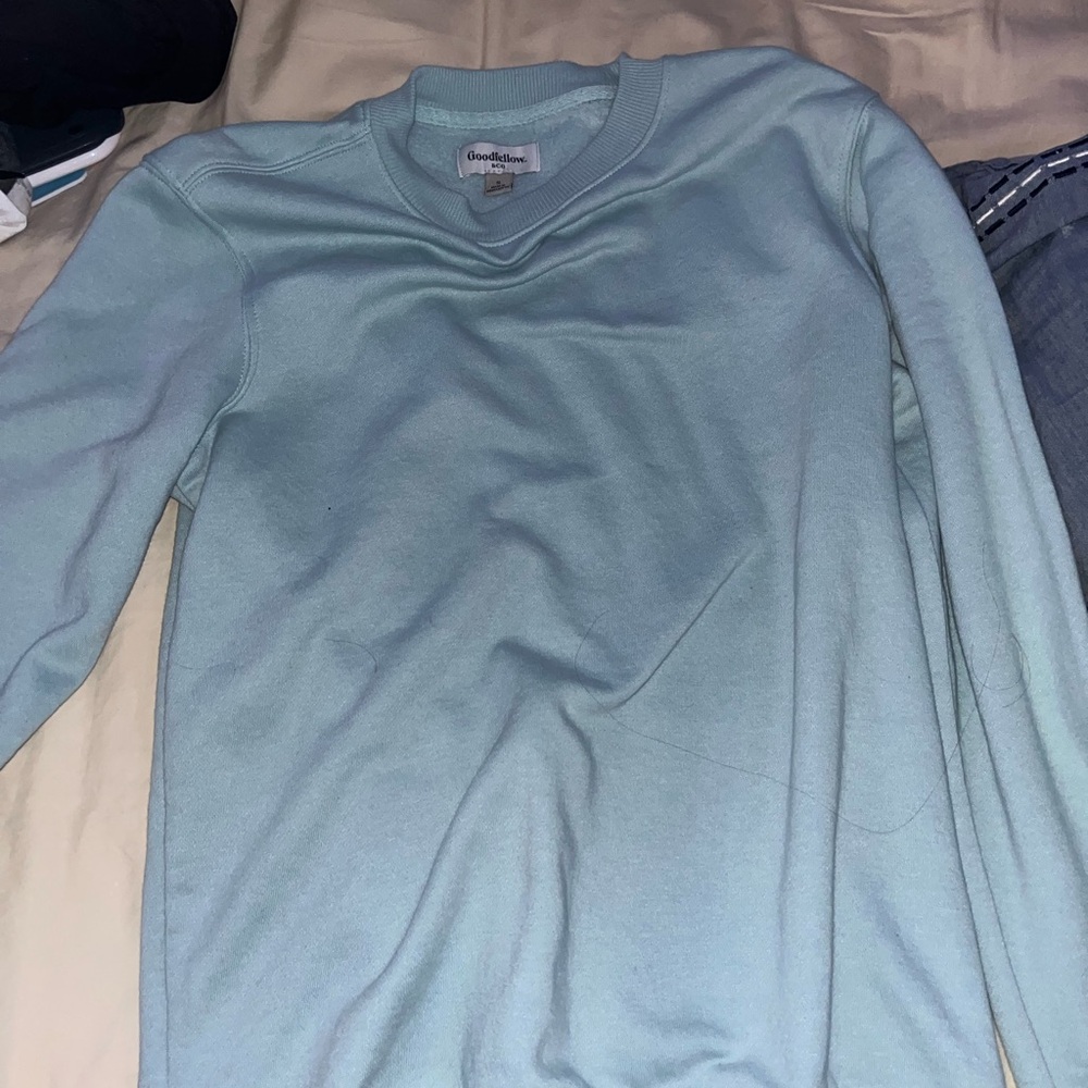 Blue crew neck sweatshirt - comfy and oversized #comfy